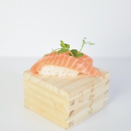 23A NIGIRI SAKE MIX